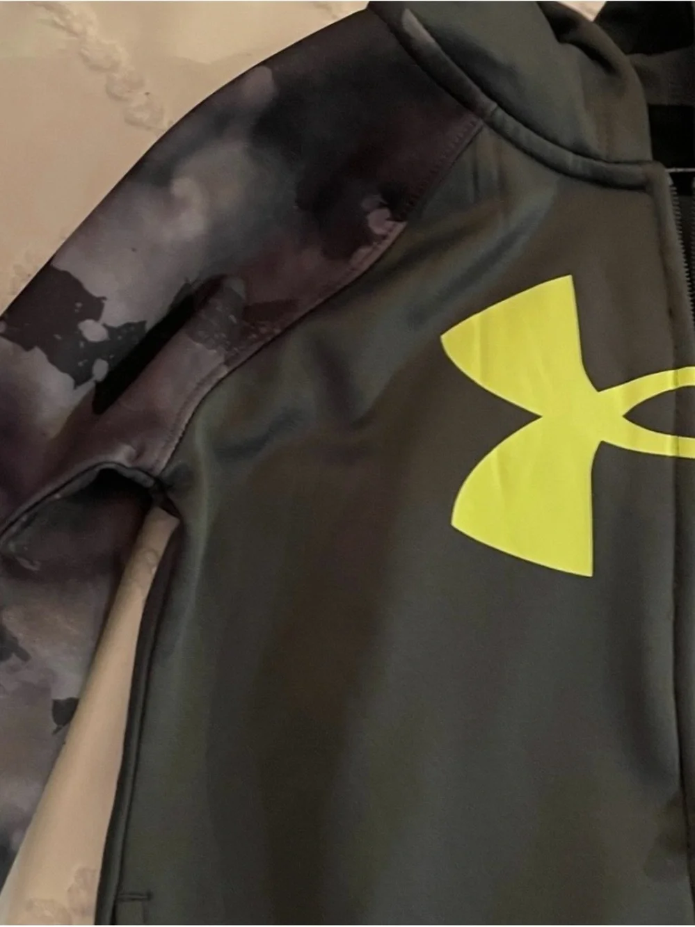 Under Armour Boys' Camo Raglan Full-Zip Hoodie Set